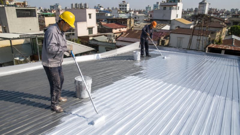 Thi công sơn chống nóng mái tôn đúng kỹ thuật giúp tăng tuổi thọ mái